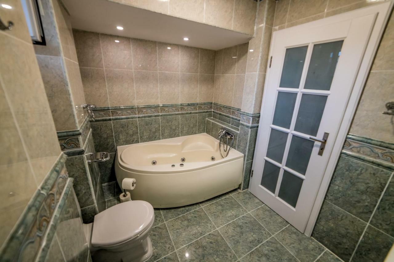 Apartament Sorina Maria Apartment Deva Bagian luar foto