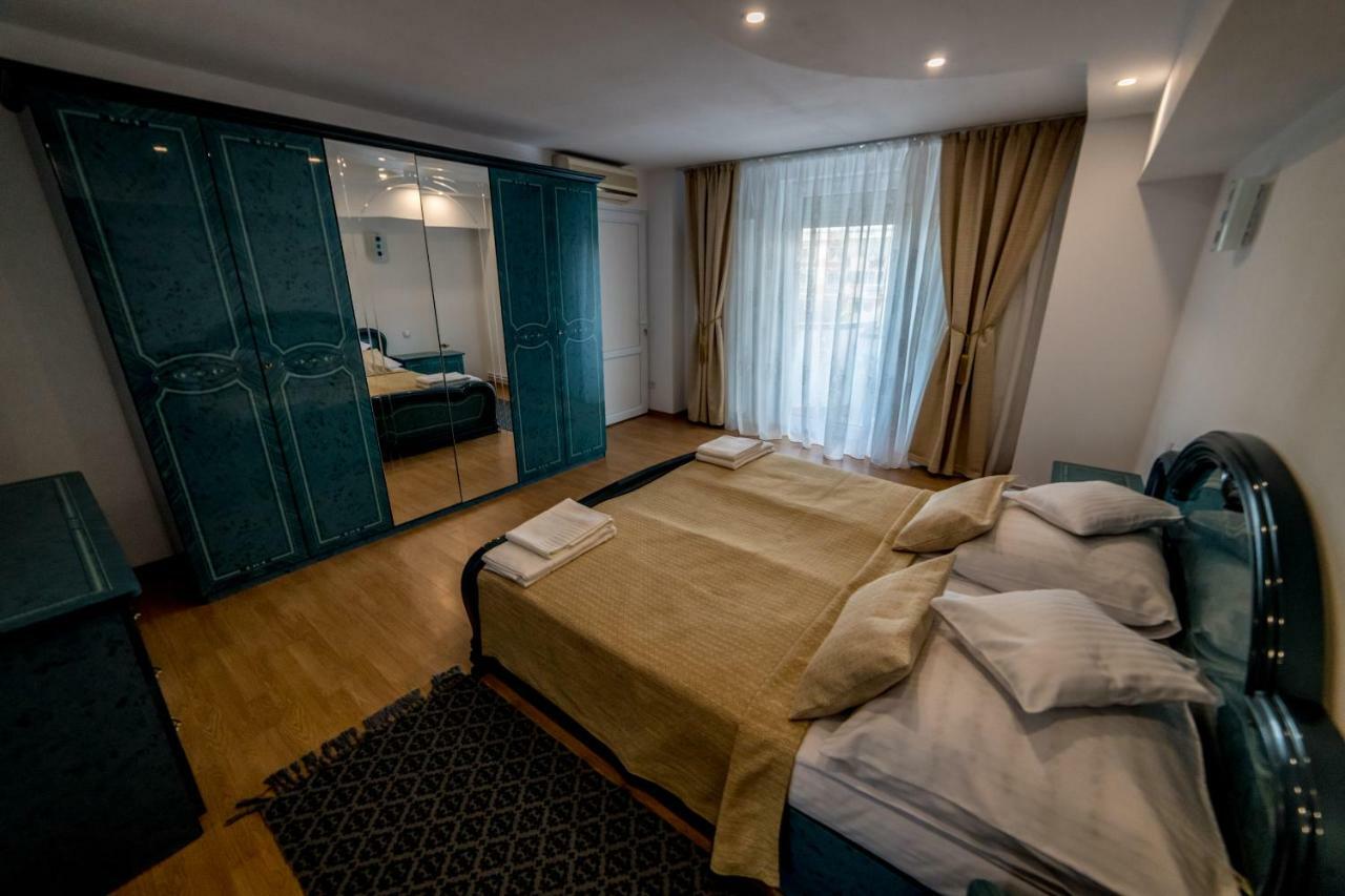 Apartament Sorina Maria Apartment Deva Bagian luar foto